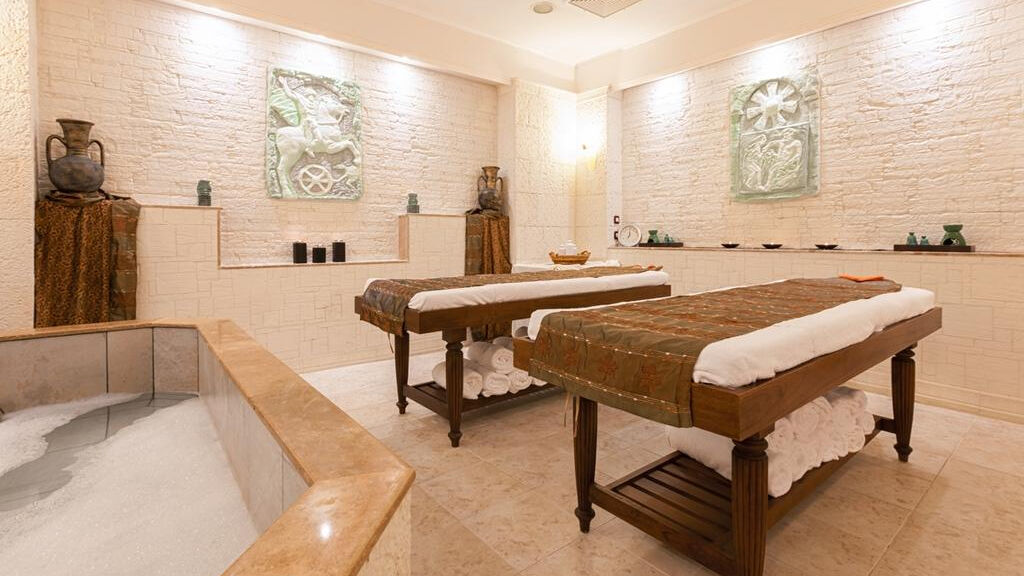 Melia Grand Hermitage