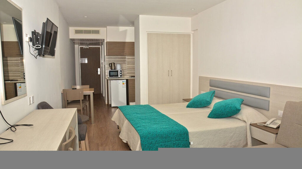 Melini Hotel Suites