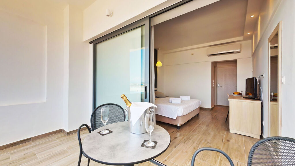 Mercure Rhodes Alexia