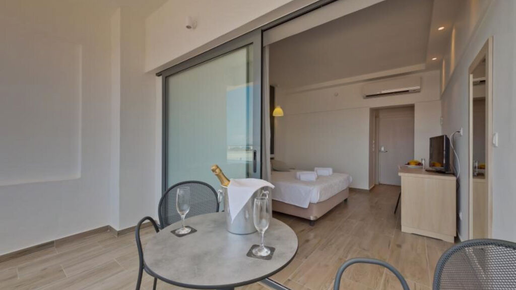 Mercure Rhodes Alexia