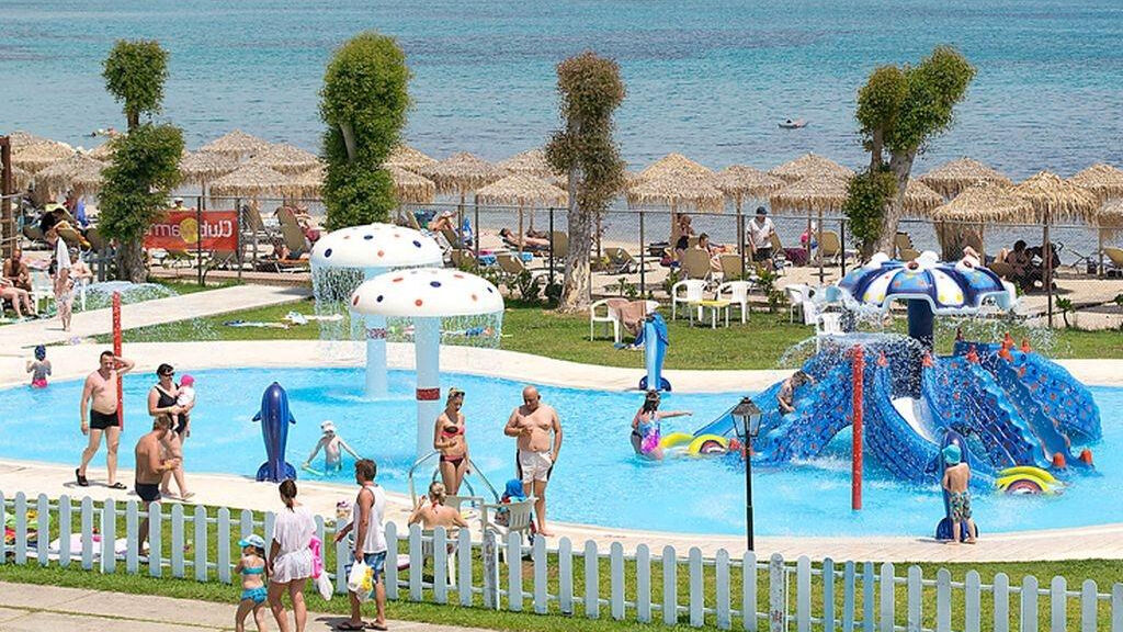 Messonghi Beach Holiday Resort