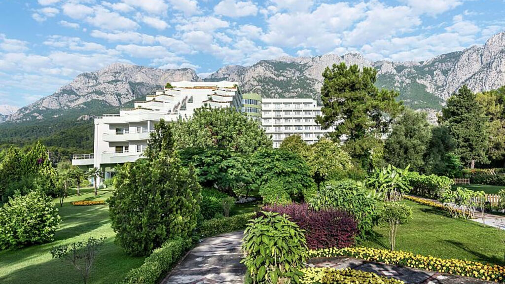 Miarosa Ghazal Resort