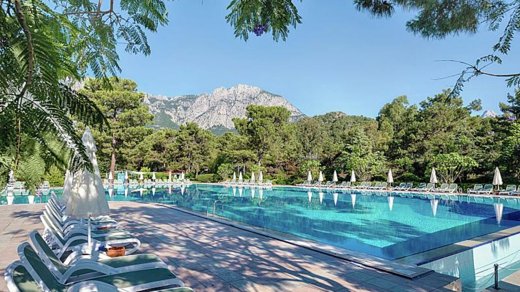 Miarosa Ghazal Resort