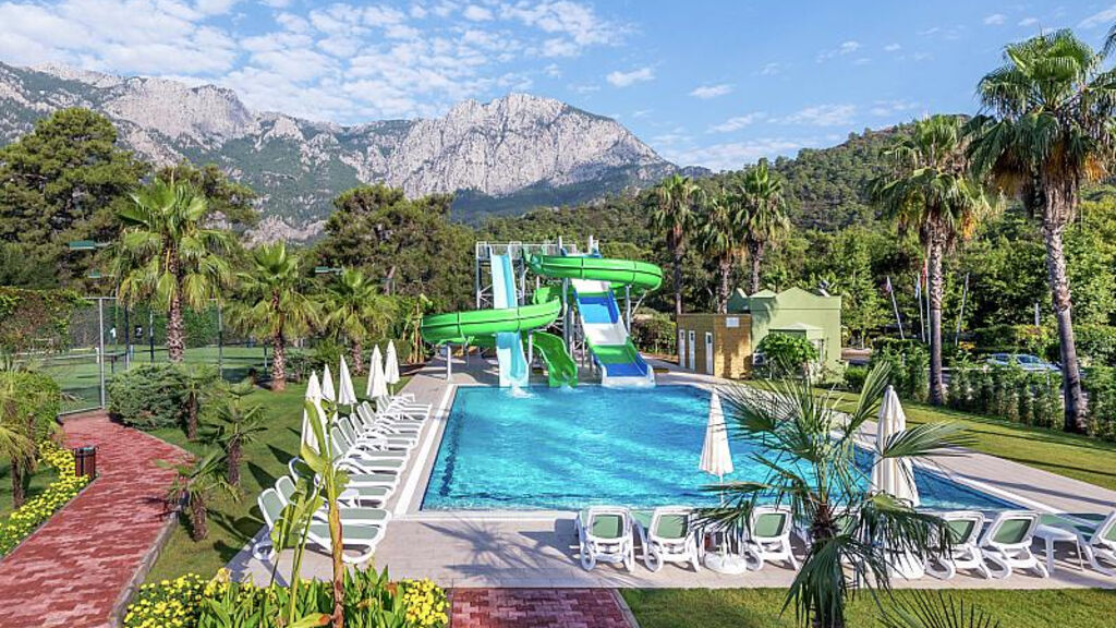 Miarosa Ghazal Resort