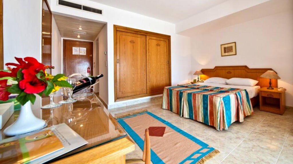 Minamark Resort & Spa
