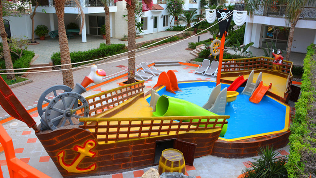 Minamark Beach Resort