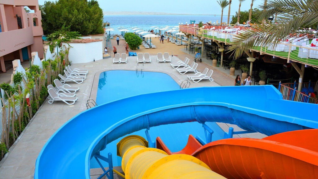 Minamark Beach