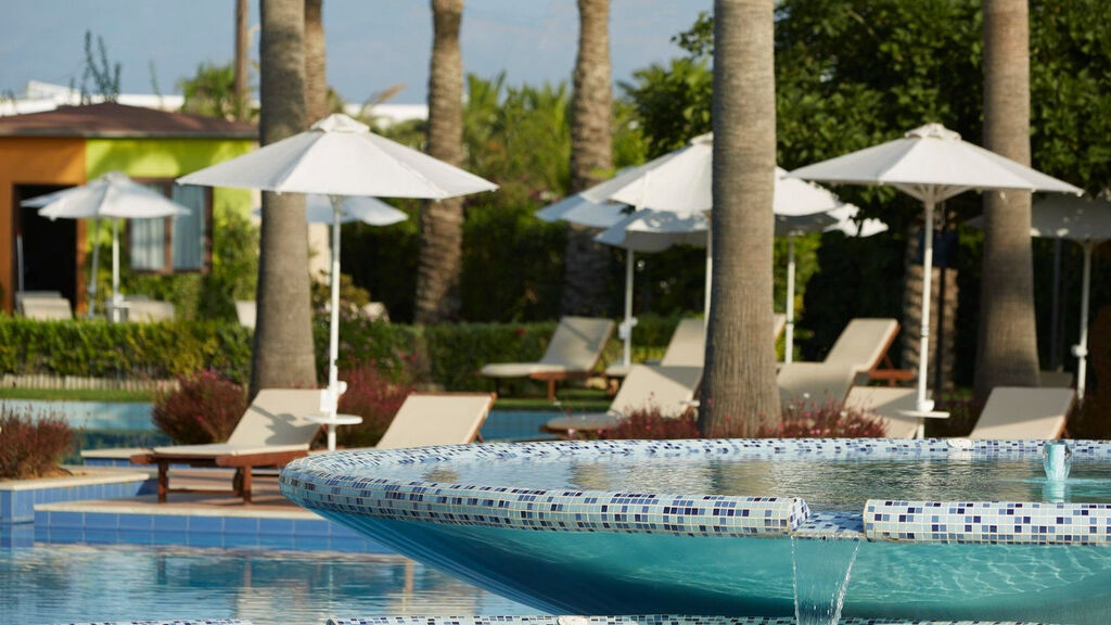 Minoa Palace Resort & Spa