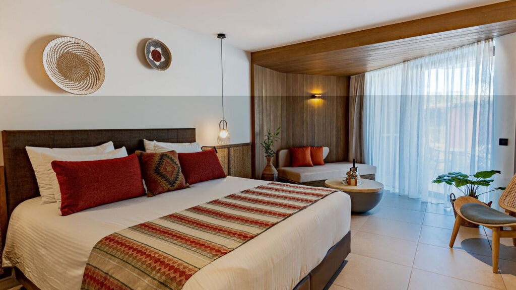 Minos Ambassador Suite Hotel & Spa