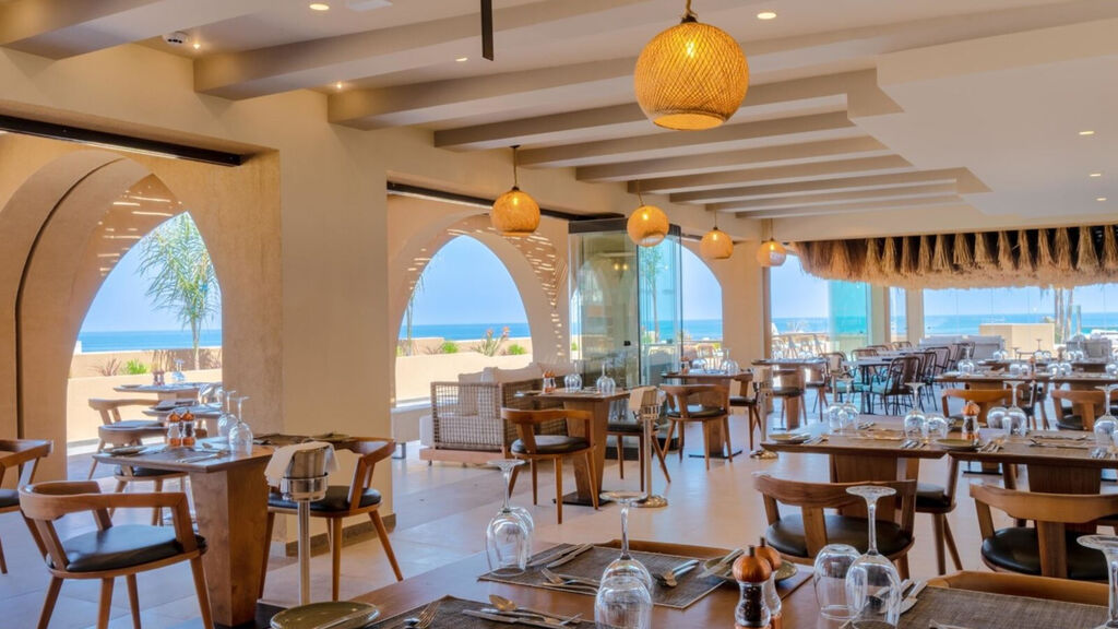 Minos Ambassador Suite Hotel & Spa