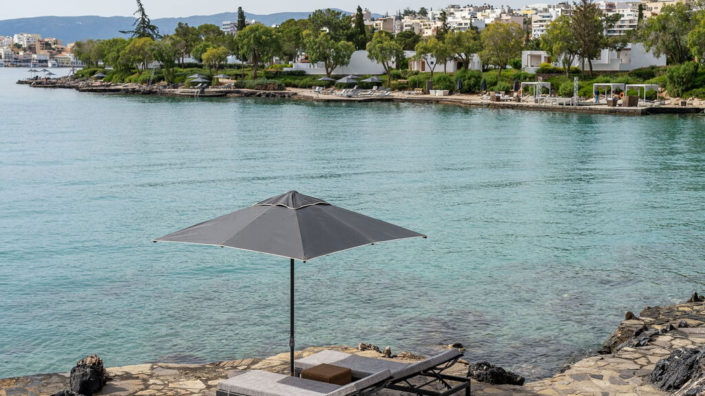 Minos Beach Art Hotel