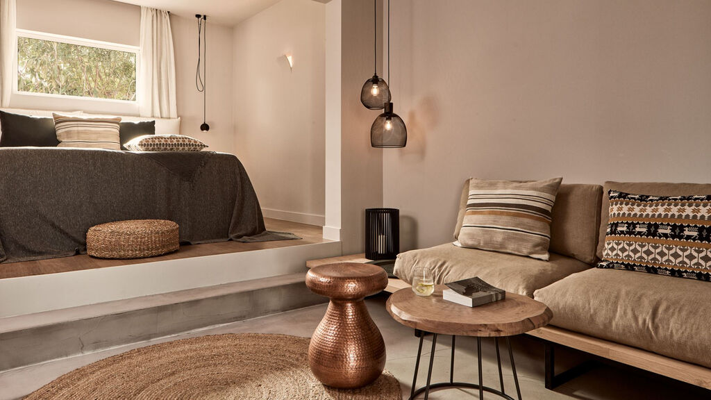 Minos Beach Art Hotel