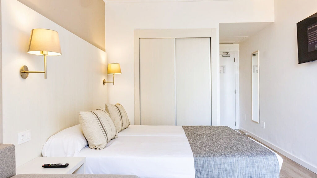 Minura Sur Menorca & Waterpark