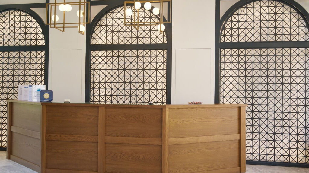 Mirabel City Center Hotel