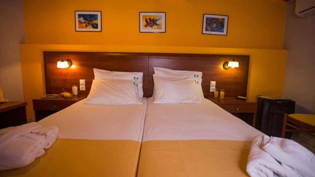 Mirabel City Center Hotel