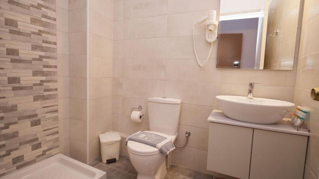 Mirabel City Center Hotel