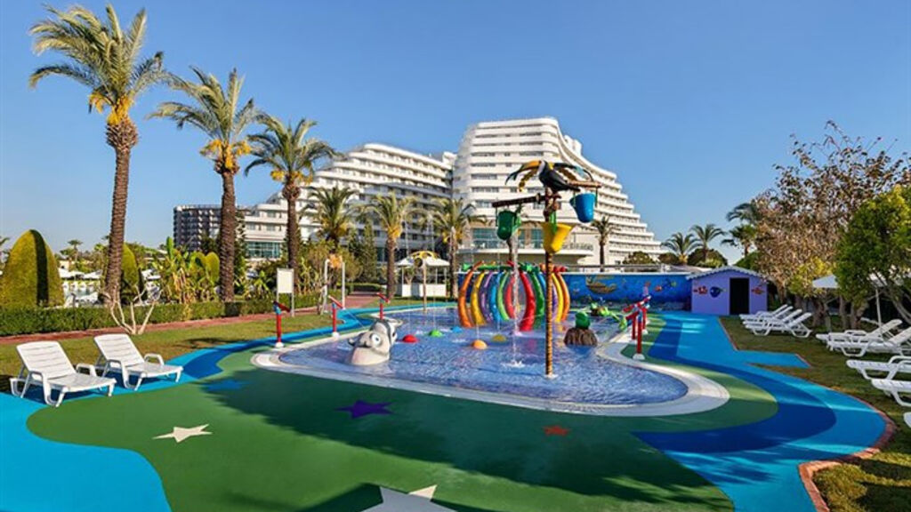 Miracle Resort