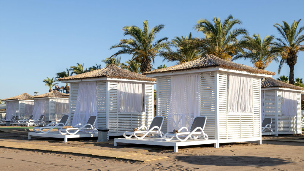 Miracle Resort