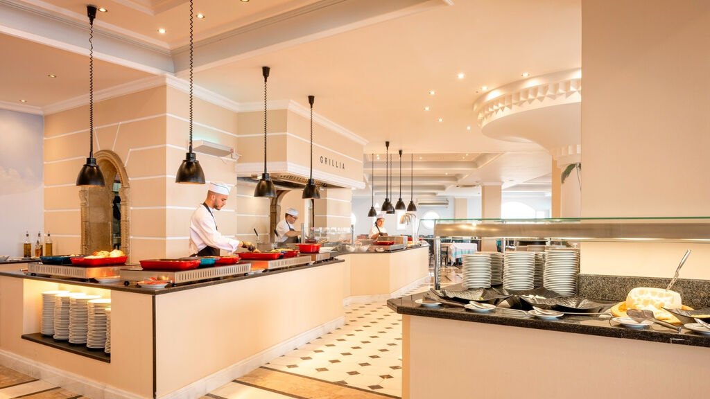 Mitsis Summer Palace