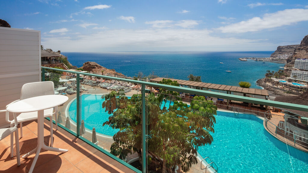 Mogan Princess & Beach Club