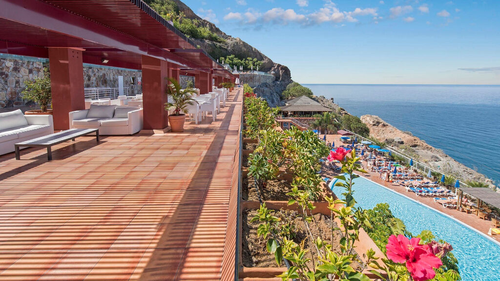 Mogan Princess & Beach Club