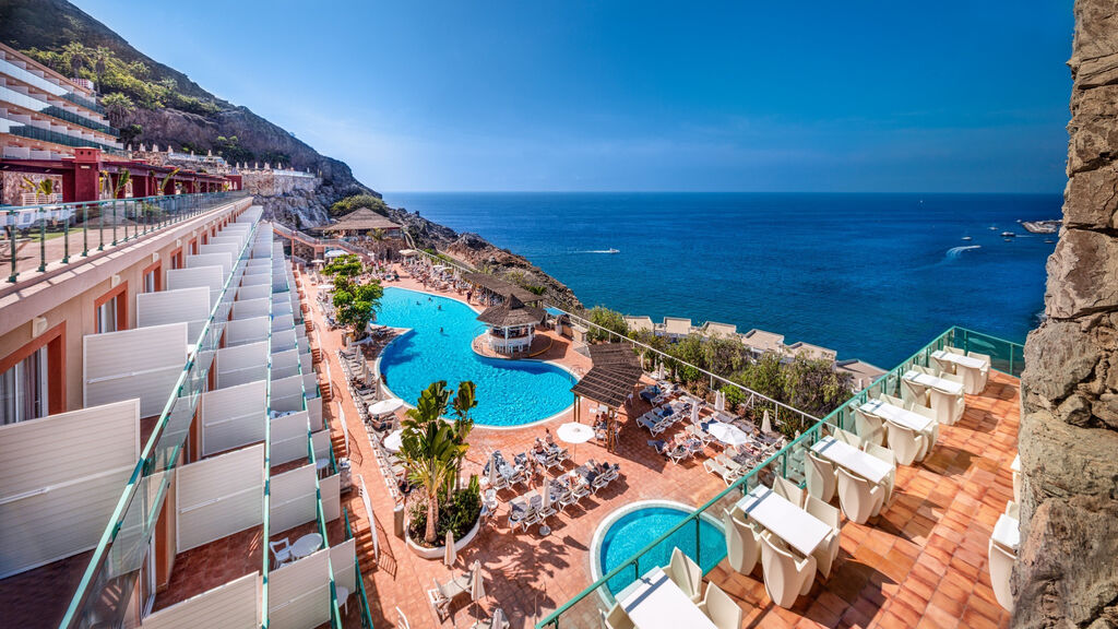 Mogan Princess & Beach Club