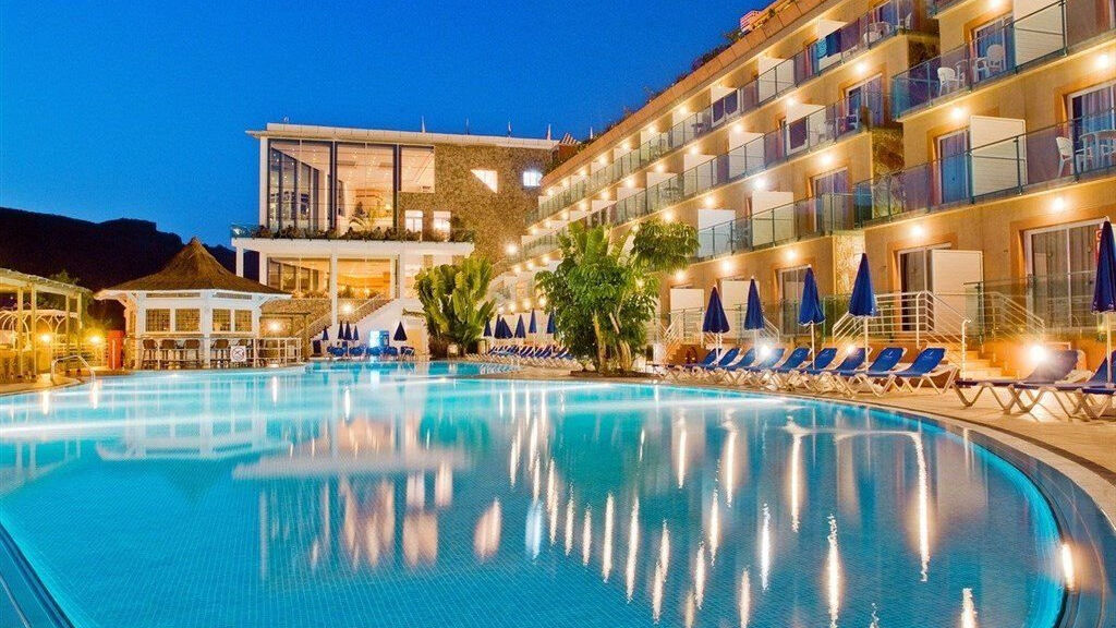 Mogan Princess & Beach Club