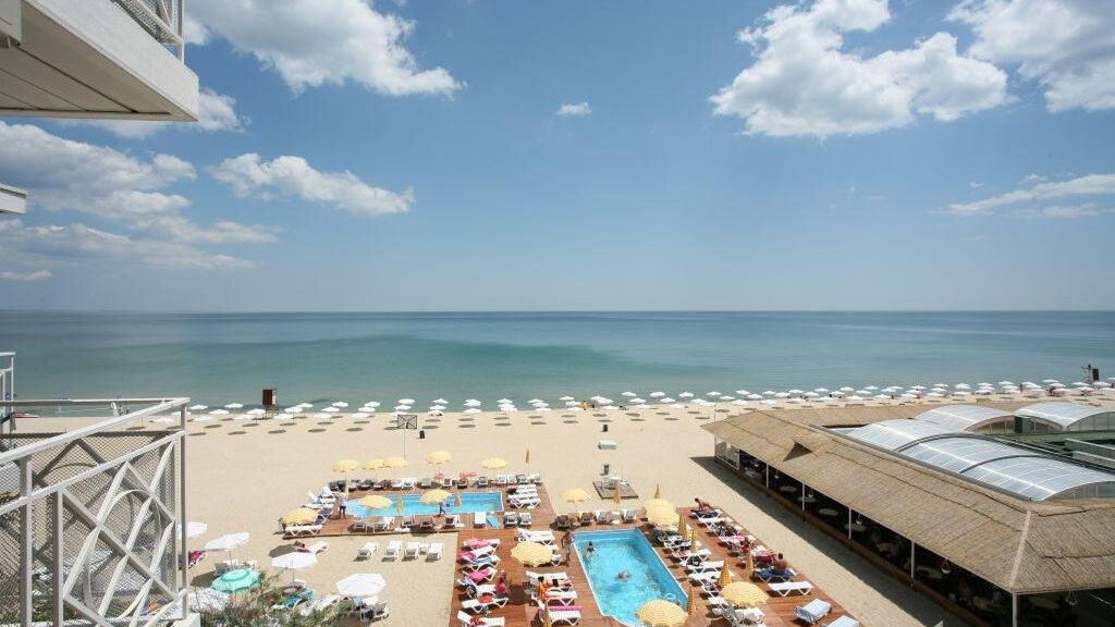 Mura Beach