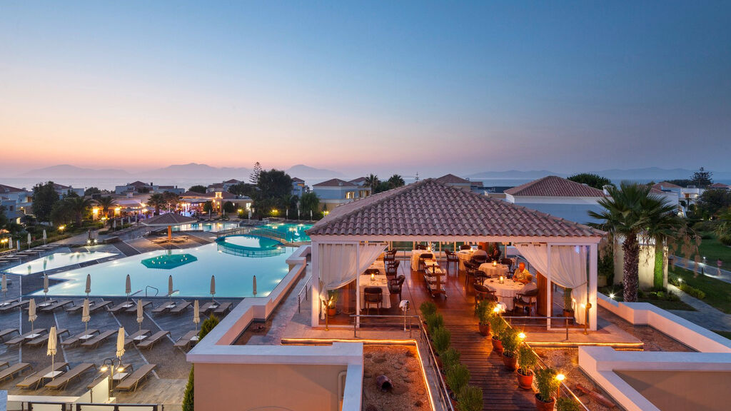 Neptune Luxury Resort