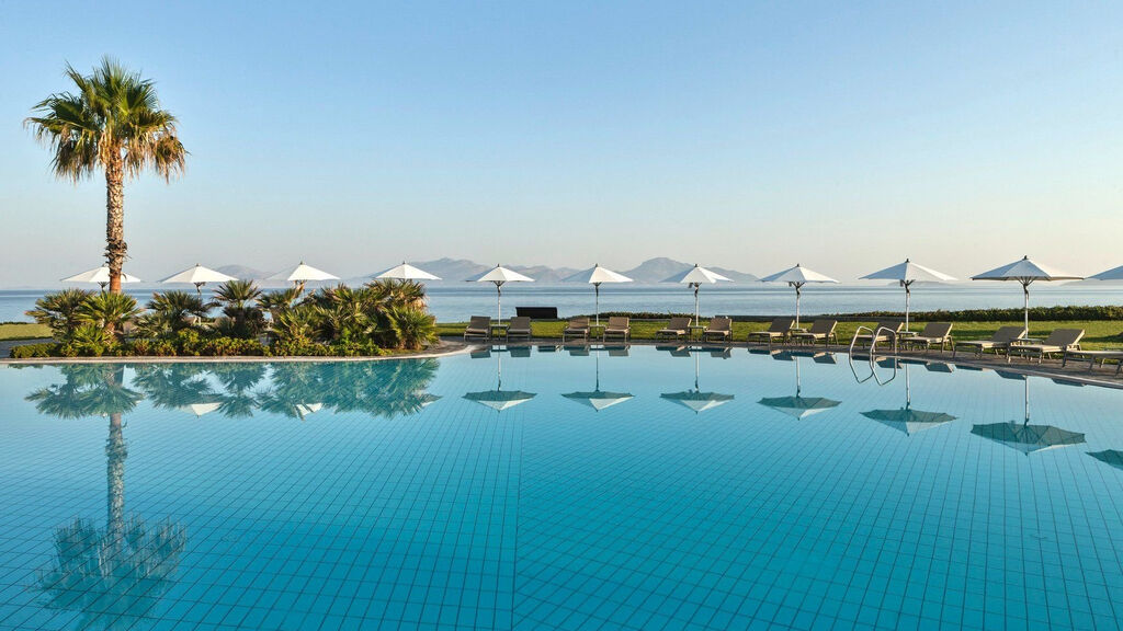 Neptune Luxury Resort