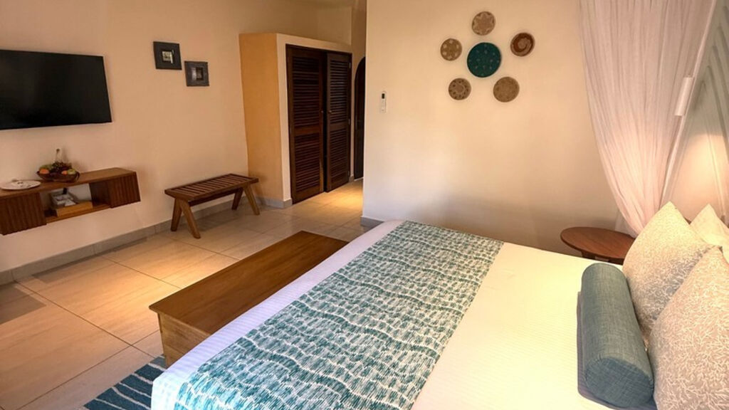 Neptune Paradise Beach Resort