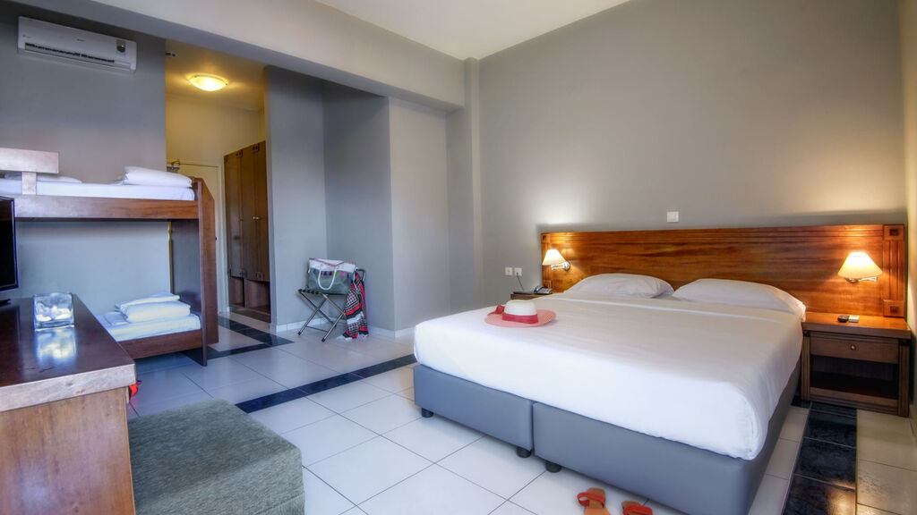 Zeus Hotels Neptuno Beach