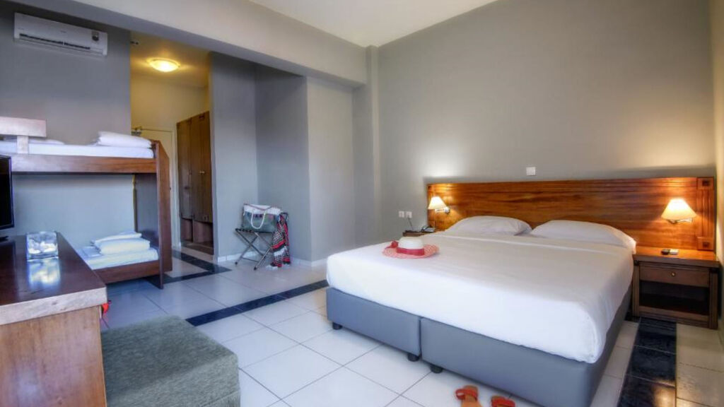 Zeus Hotels Neptuno Beach