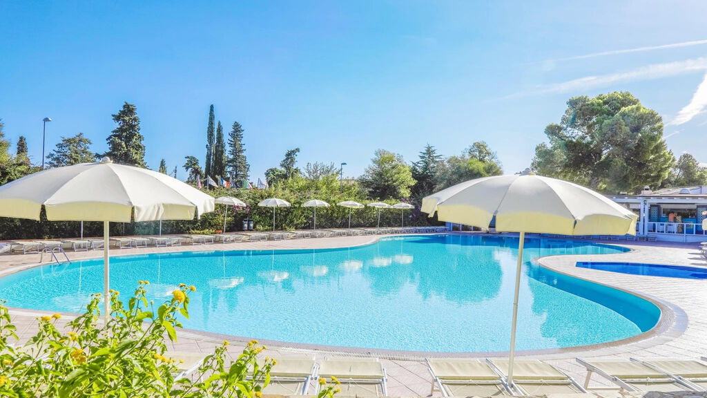 Nicolaus Club Li Cucutti