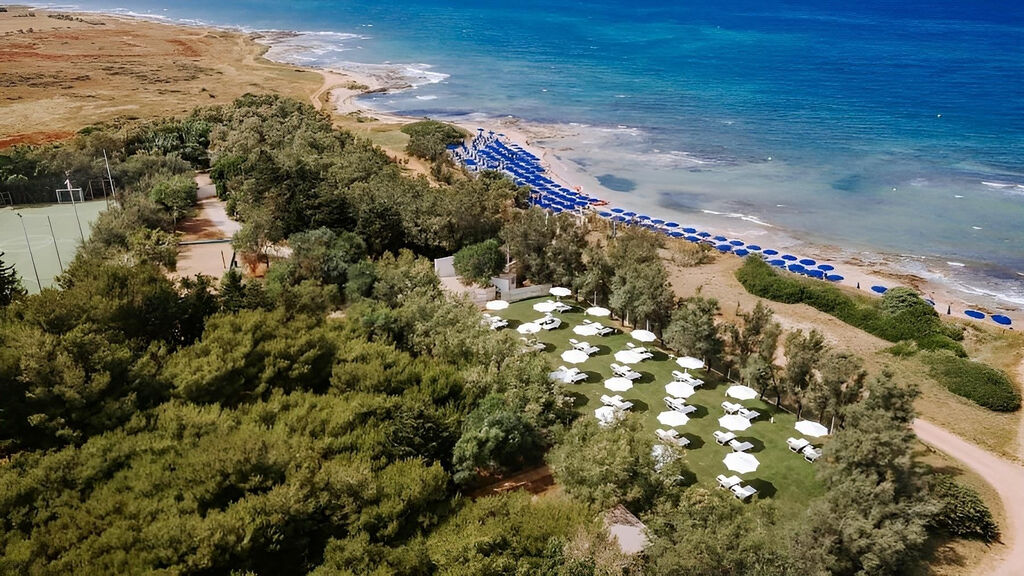 Nicolaus Club Meditur Village