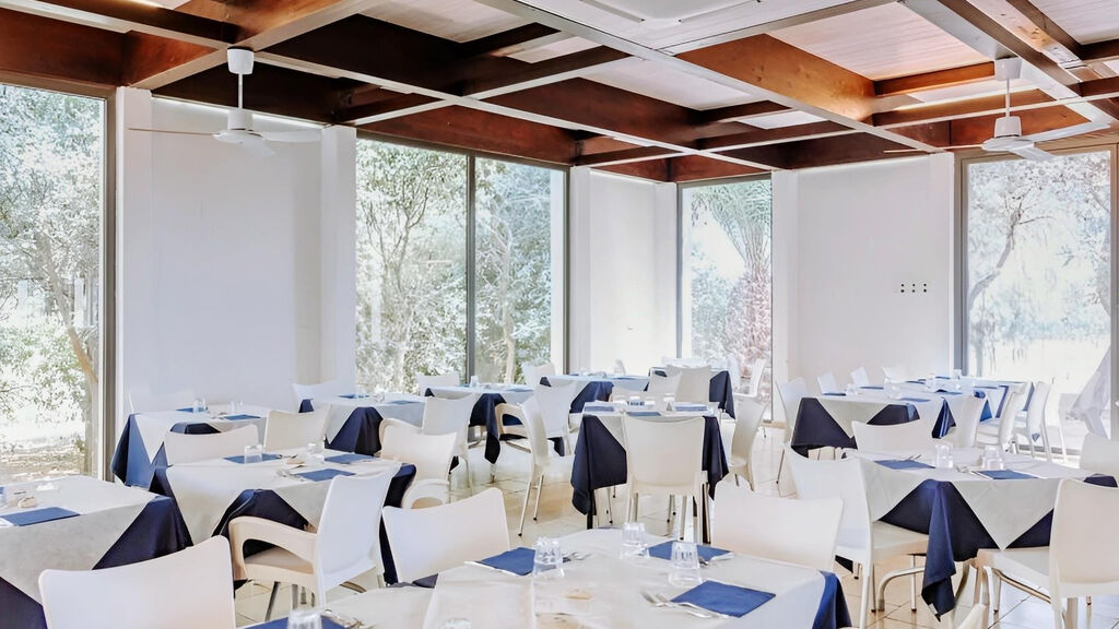 Nicolaus Club Meditur Village