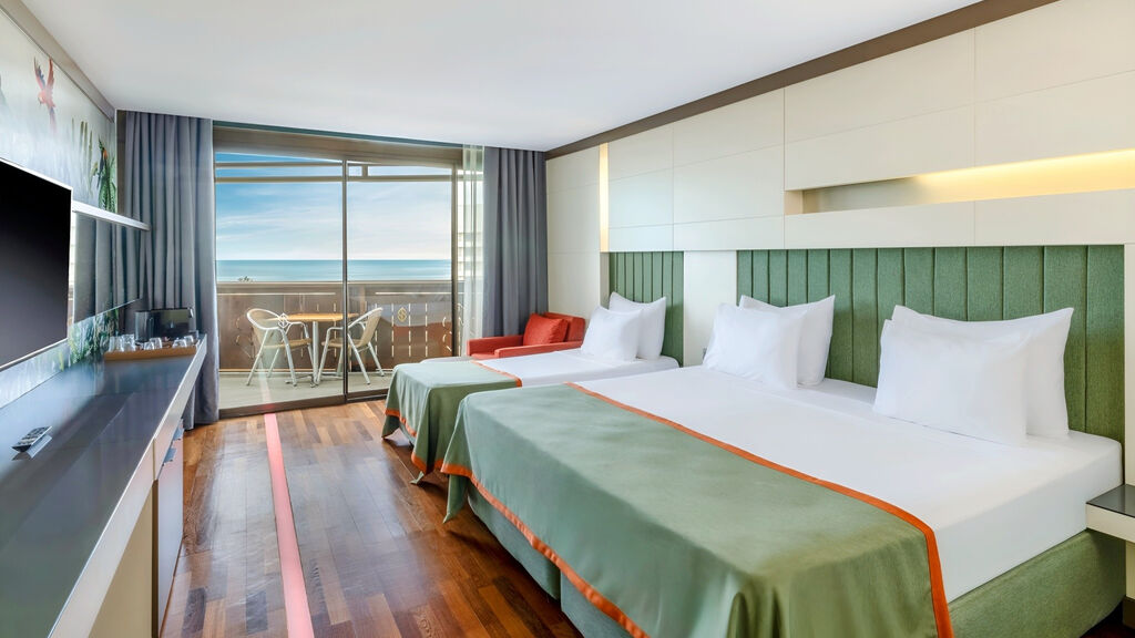 Nirvana Cosmopolitan