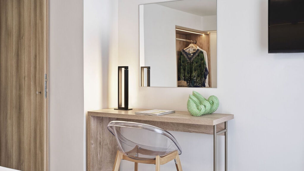 Nlh Mati Seafront - Neighborhood Lifestyle Hotels