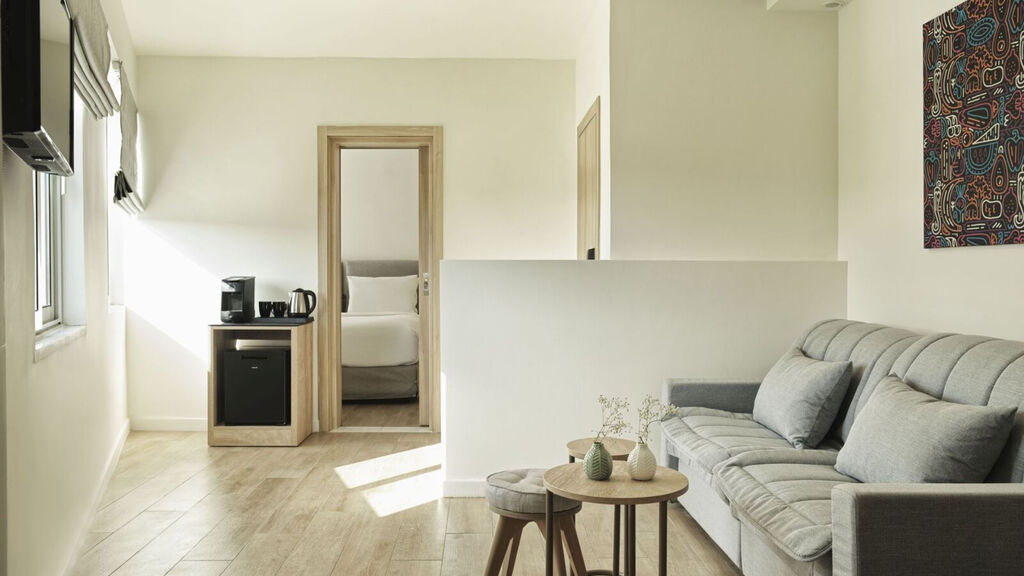 Nlh Mati Seafront - Neighborhood Lifestyle Hotels