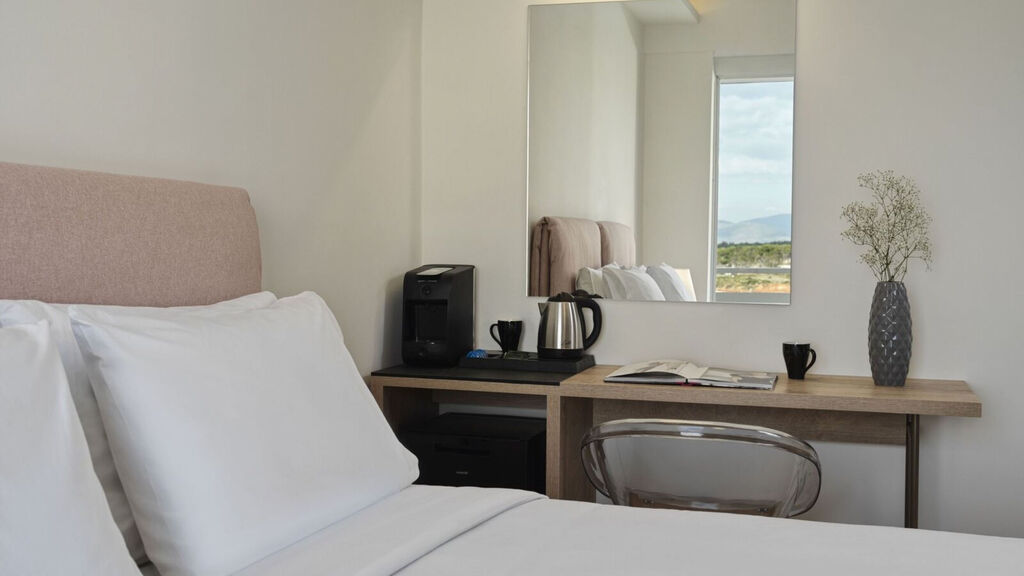 Nlh Mati Seafront - Neighborhood Lifestyle Hotels