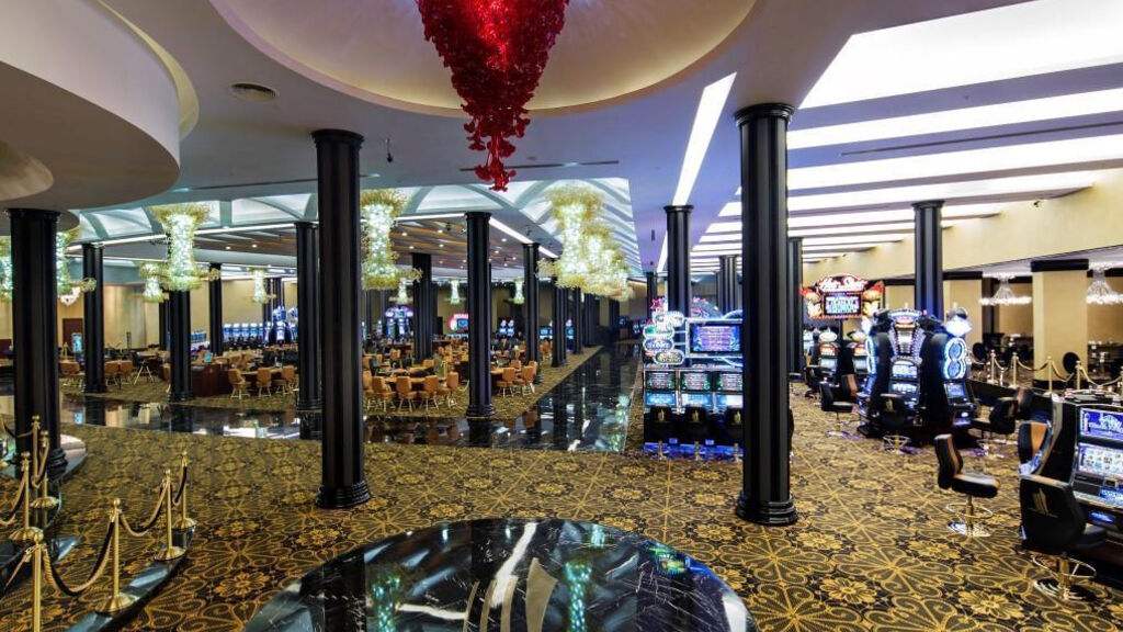 Noah'S Ark Deluxe Hotel & Spa