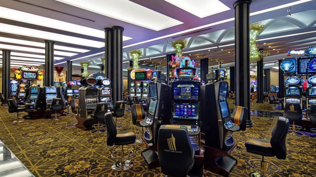 Noah'S Ark Deluxe Hotel & Spa