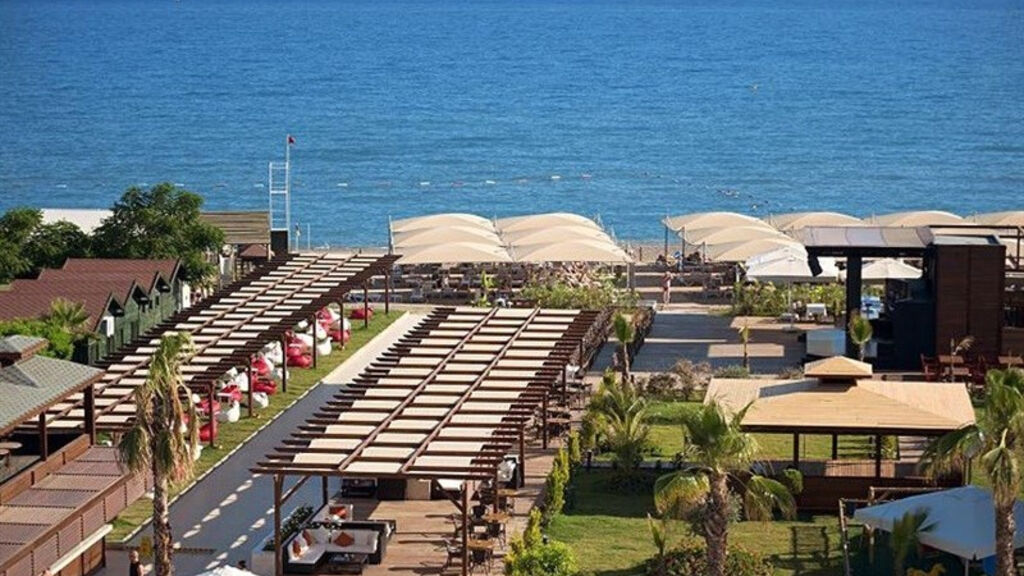 Novia Dionis Resort