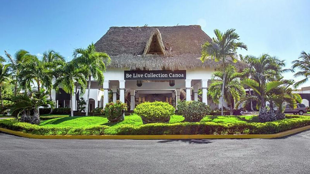Oasis Canoa Beach Resort