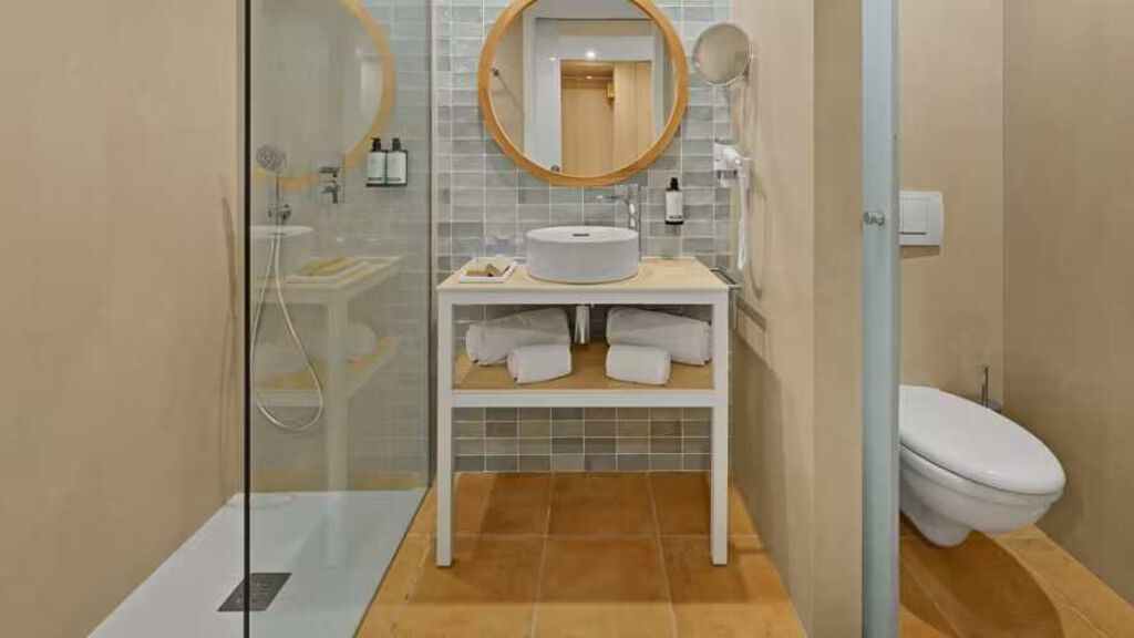 Occidental Cala Vinas