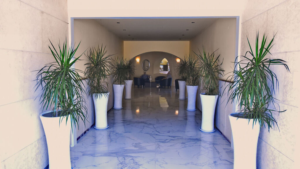 Ocean Heights View Hotel