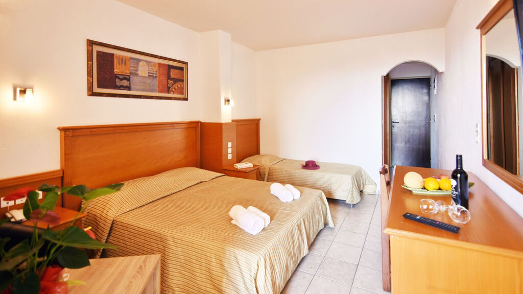 Ocean Heights View Hotel