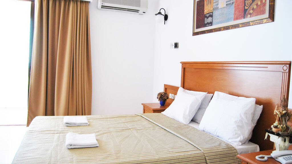 Ocean Heights View Hotel