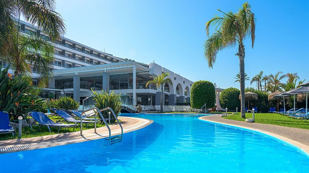 Oceanis Beach