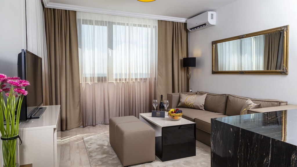 Onyx Beach Residence